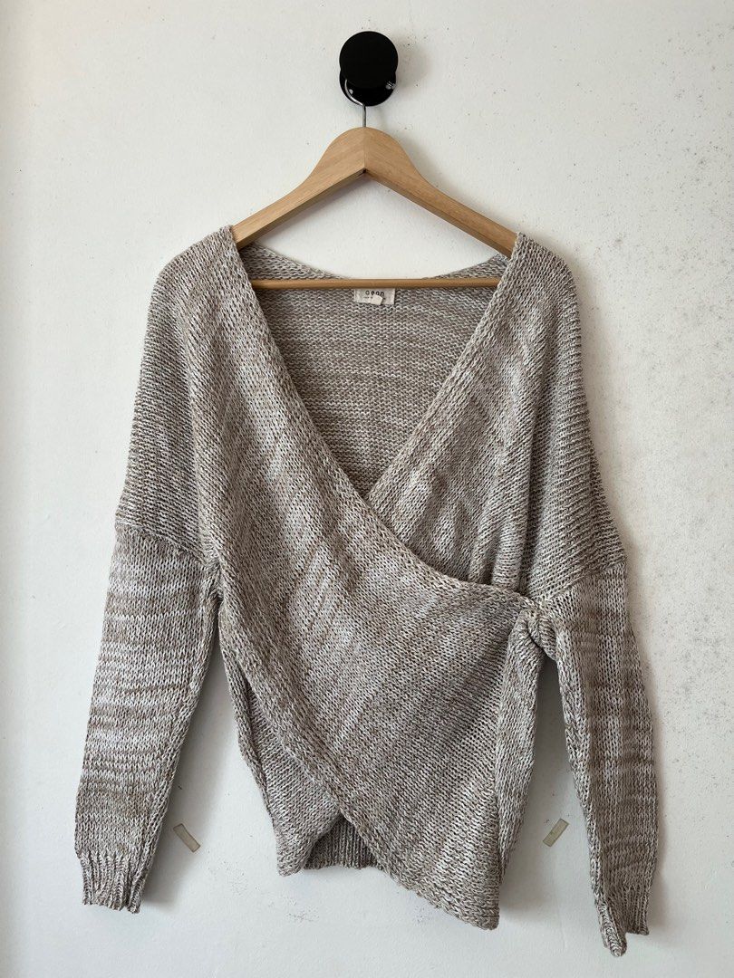 Front cross hotsell sweater