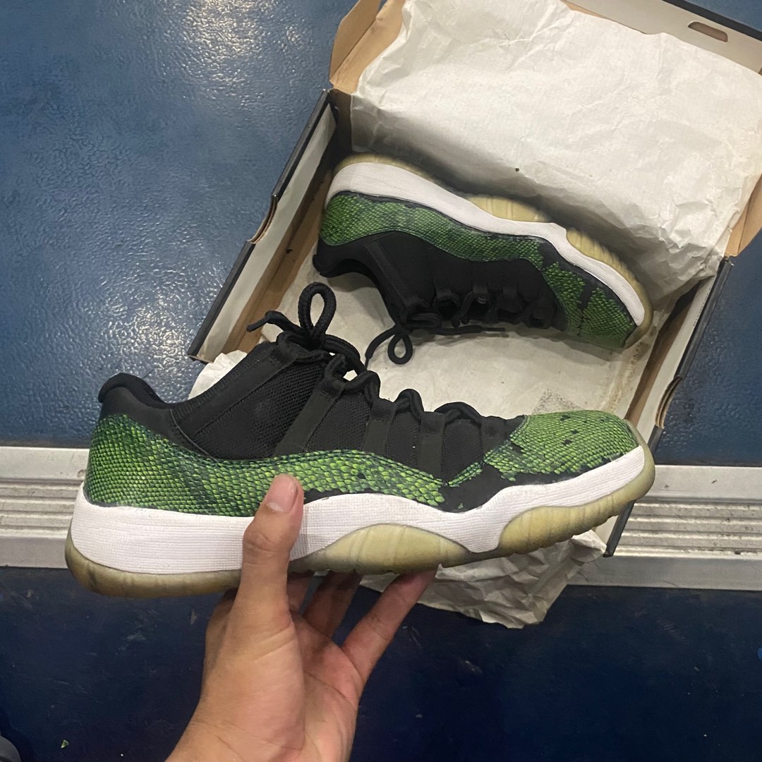 Jordan 11 top low green snakeskin