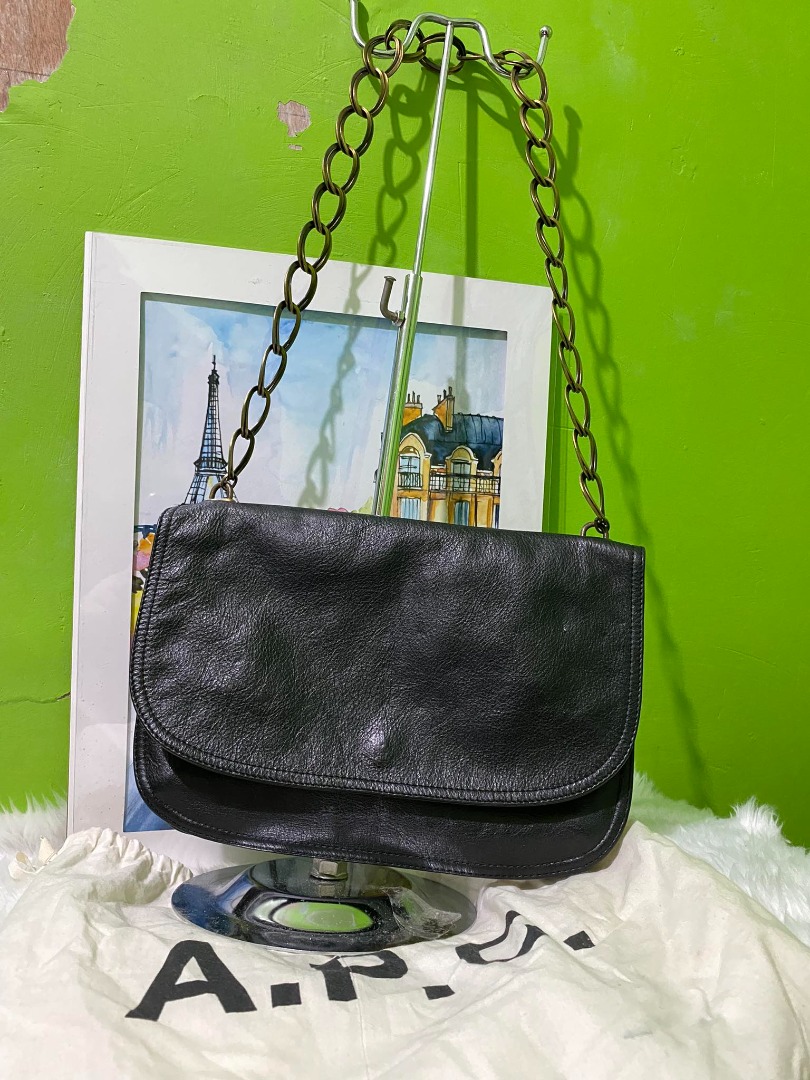 Apc chain 2025 bag
