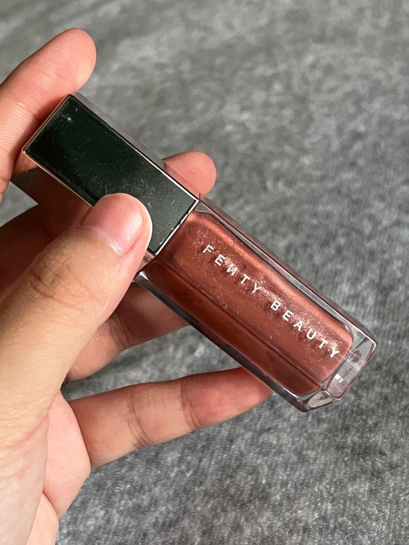 AUTHENTIC Fenty Beauty Gloss Bomb in Fenty Glow, Beauty & Personal Care ...