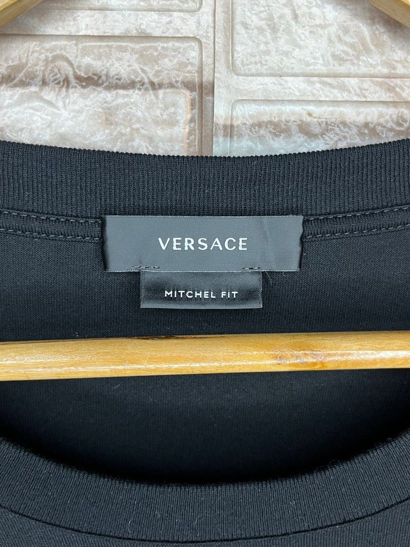 NEW Authentic Versace T-Shirt (Mitchell Fit) Size Small