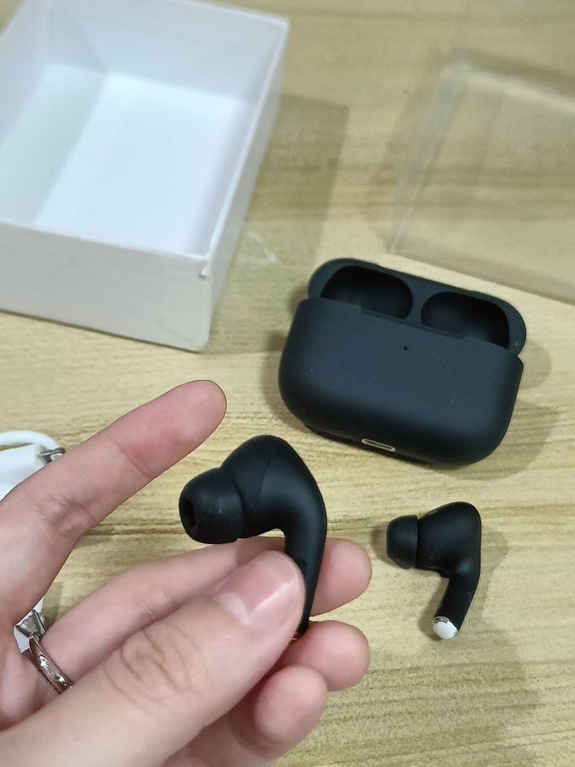Axcs earbuds pro online