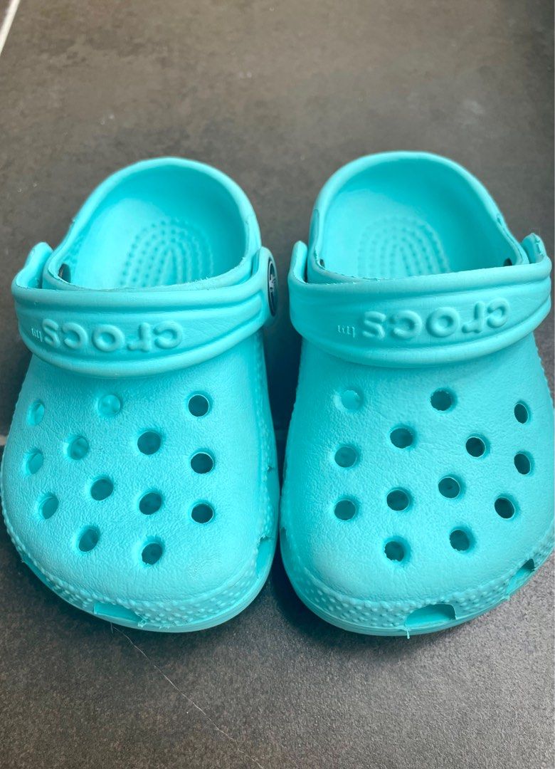 Baby crocs hotsell