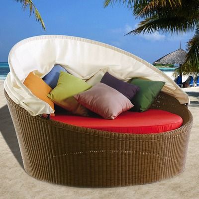 Round patio shop chair with canopy