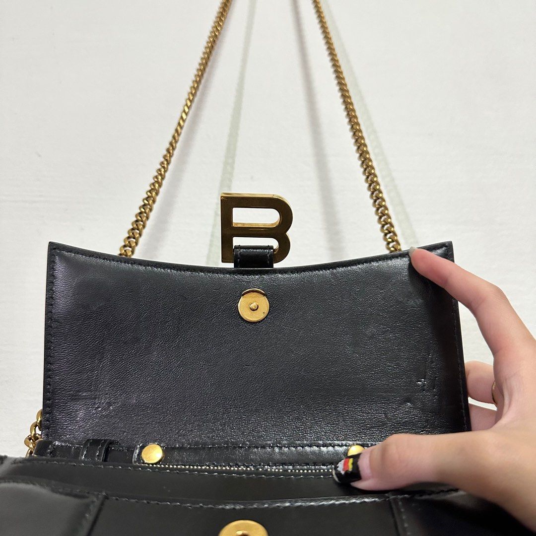 Balenciaga Hourglass Wallet on Chain, Luxury, Bags & Wallets on Carousell