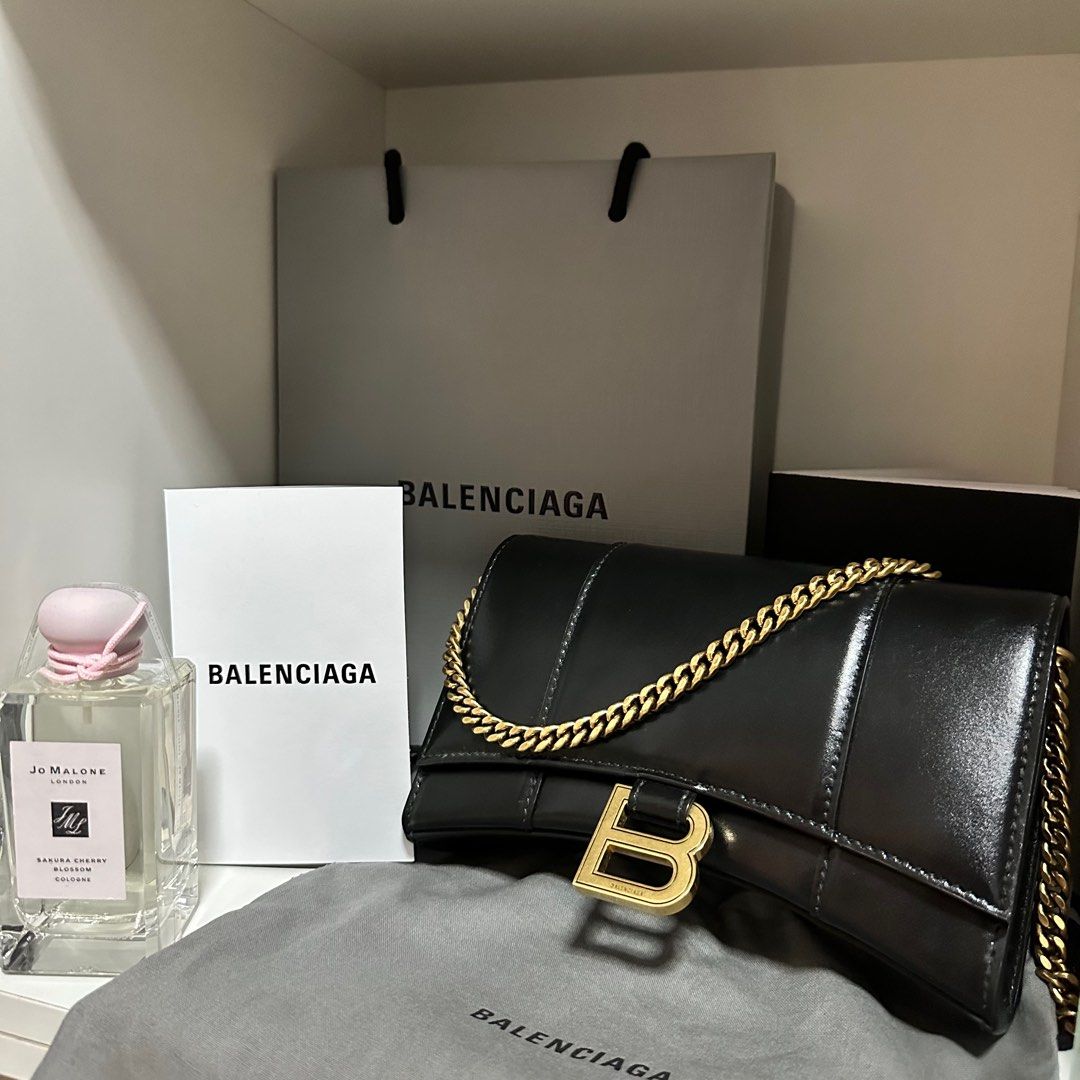 Wallet on cheap chain balenciaga