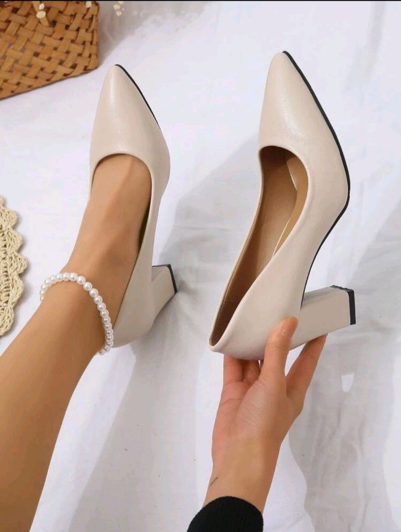 Beige Chunky Heeled Court Pumps Point Toe