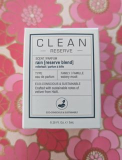 BNIB 3 mL Clean Perfume in "Rain"