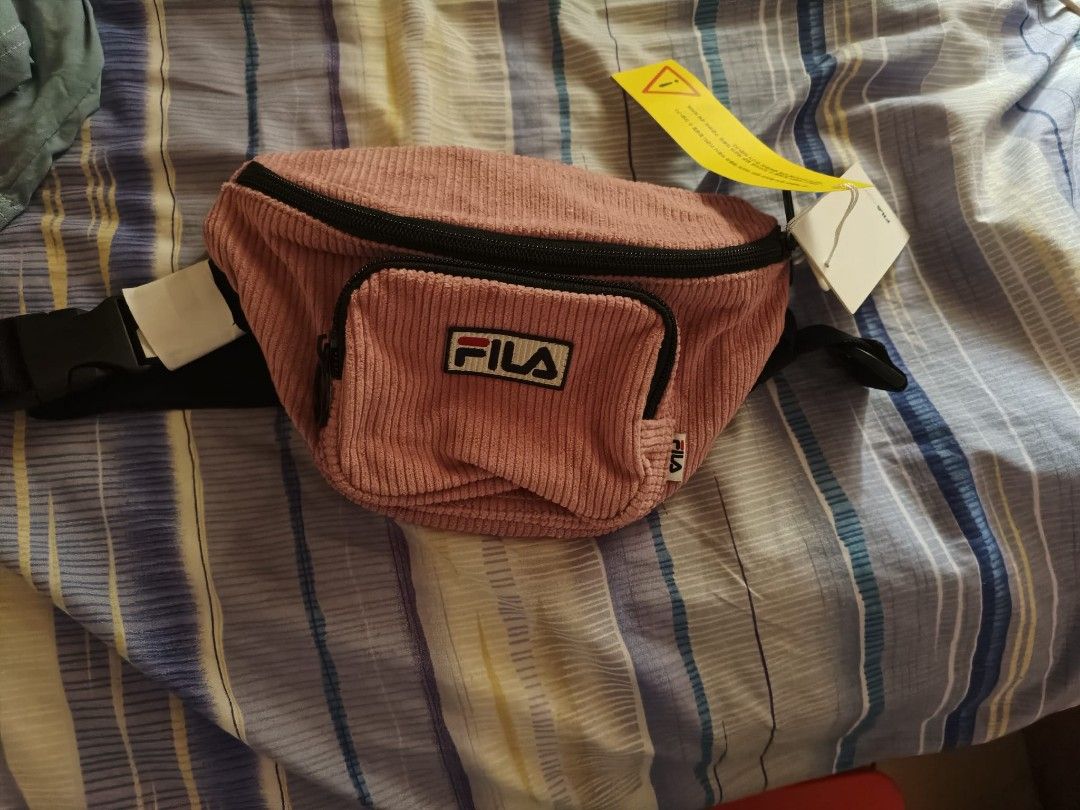 Fila fanny pack urban outfitters top