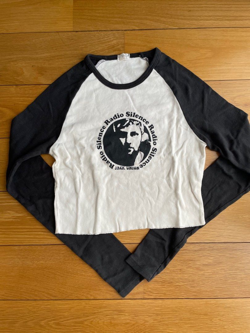 brandy melville radio silence jack union bella long sleeve crop top
