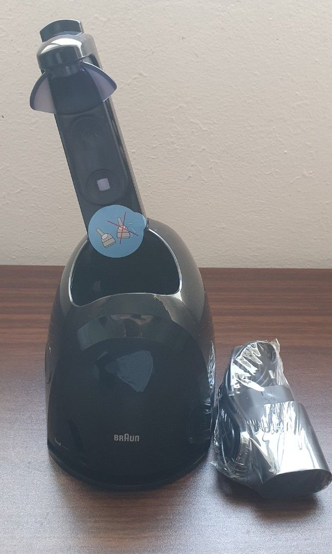 Braun 5783 Cleaning Center Braun Electric Shaver Cleaner Braun Electric  Cleaner, Beauty & Personal Care, Men's Grooming on Carousell
