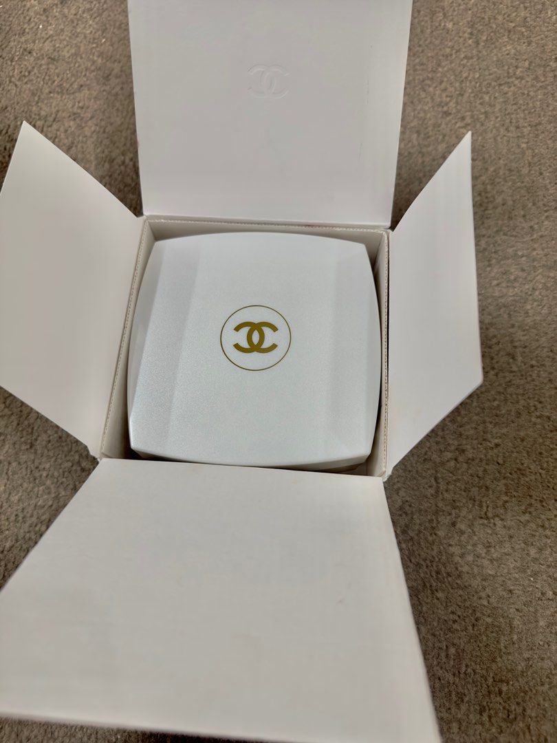 Coco chanel discount mademoiselle body powder