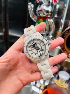 抵買chanel j12 38mm ｜手錶｜Carousell Hong Kong