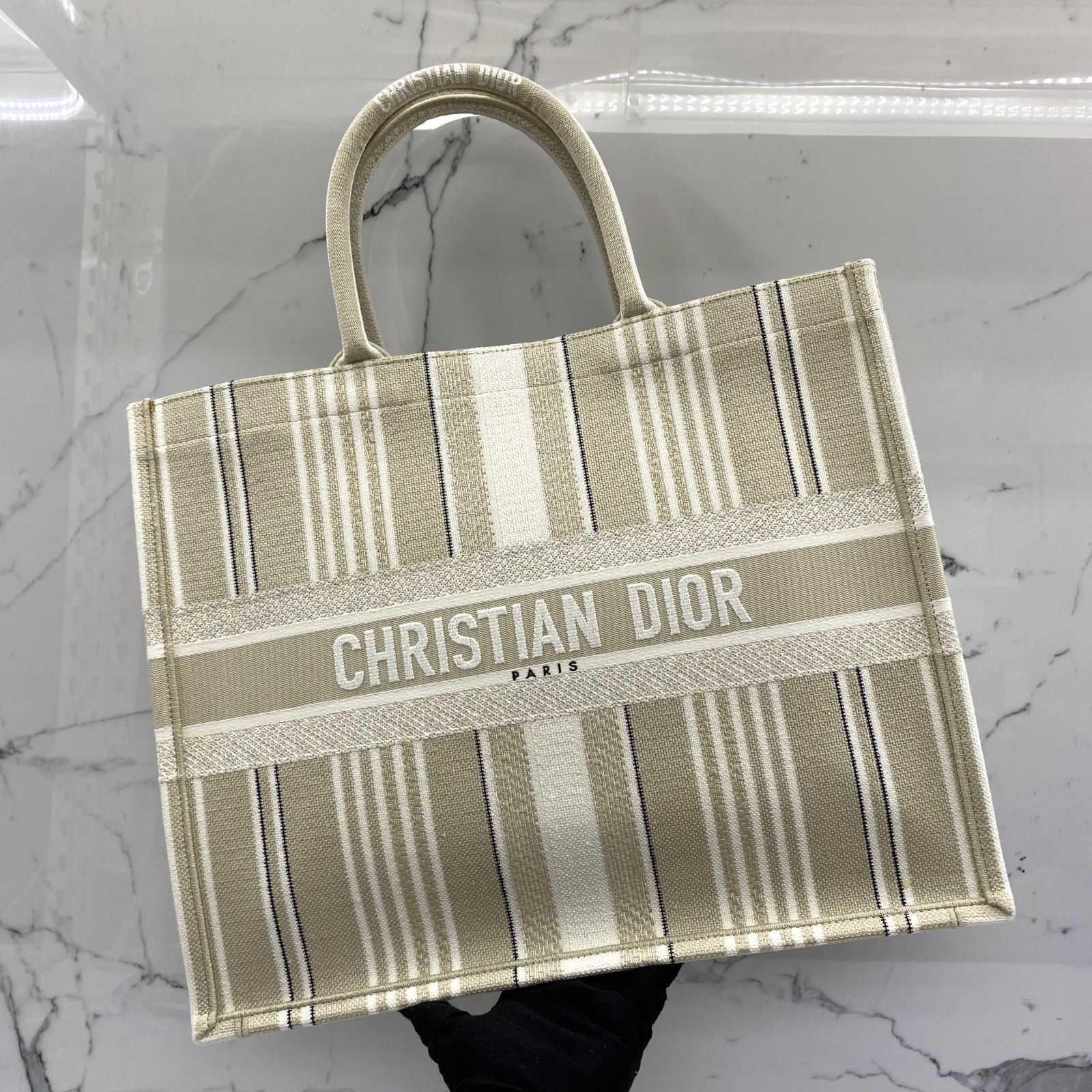 Christian dior shop large tote bag