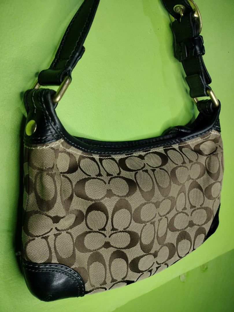 COACH L072611430 SHOULDER BAG on Carousell