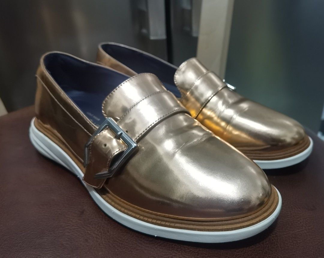 Cole Haan grand evolution women s slip on size 6 Women s Fashion Footwear Sneakers on Carousell