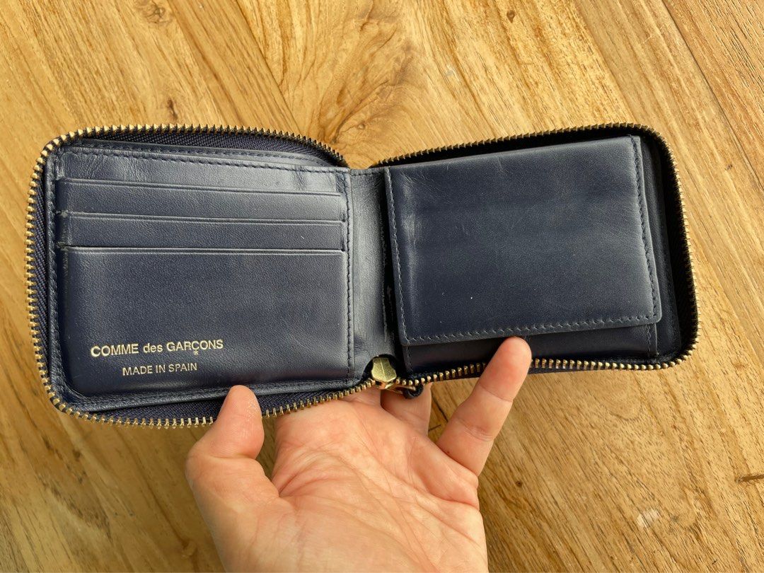 Comme des garcons store zip around wallet navy