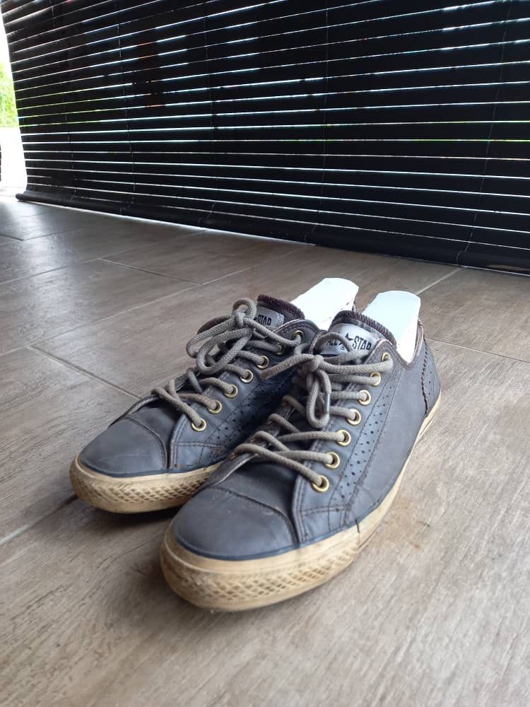 Converse wingtip top