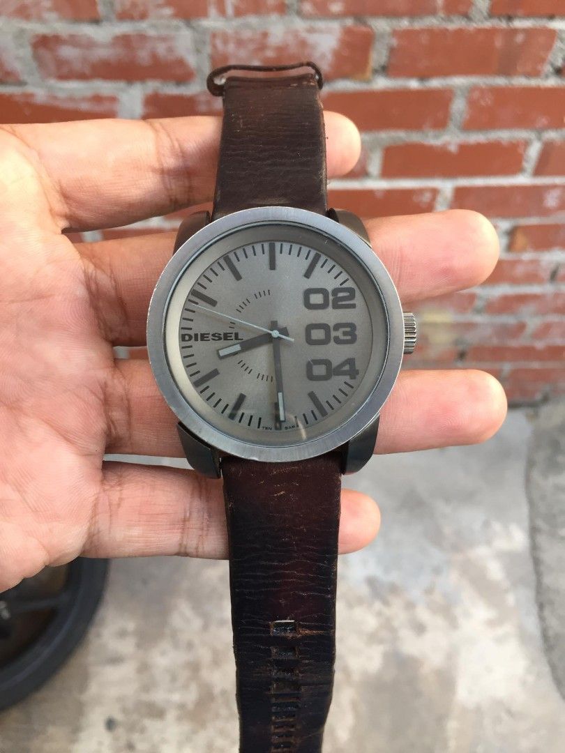 DIESEL DZ 1467