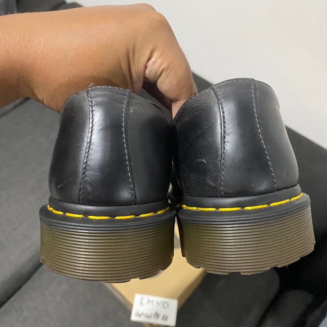 Dr martens aw005 yellow hotsell