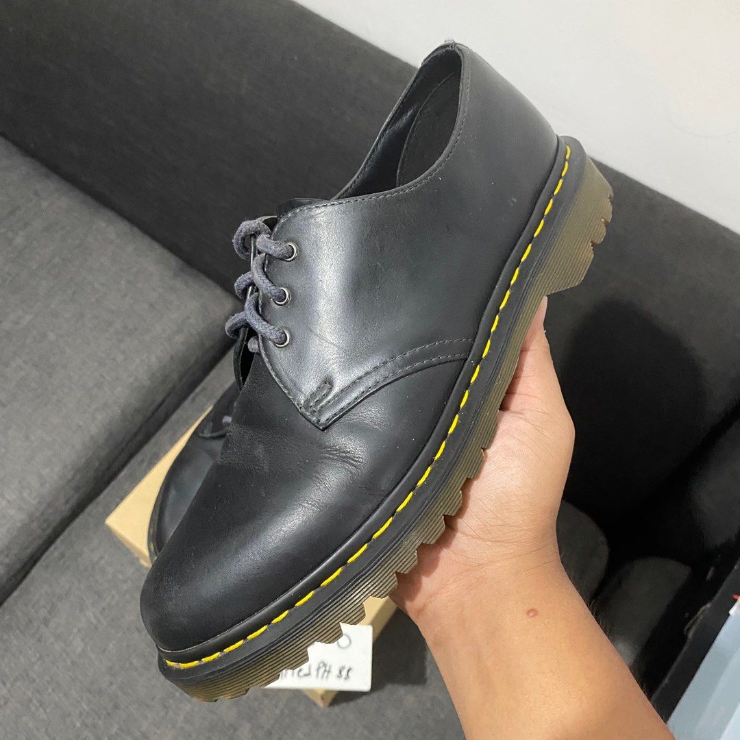 Dr martens aw005 on sale 90