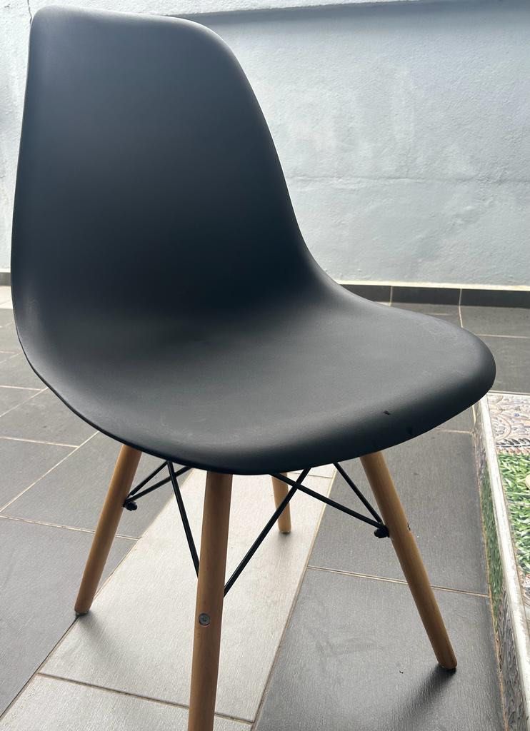 [4 chairs for RM100] _Eames Lounge Chair with Dowel Wood Eiffel Legs