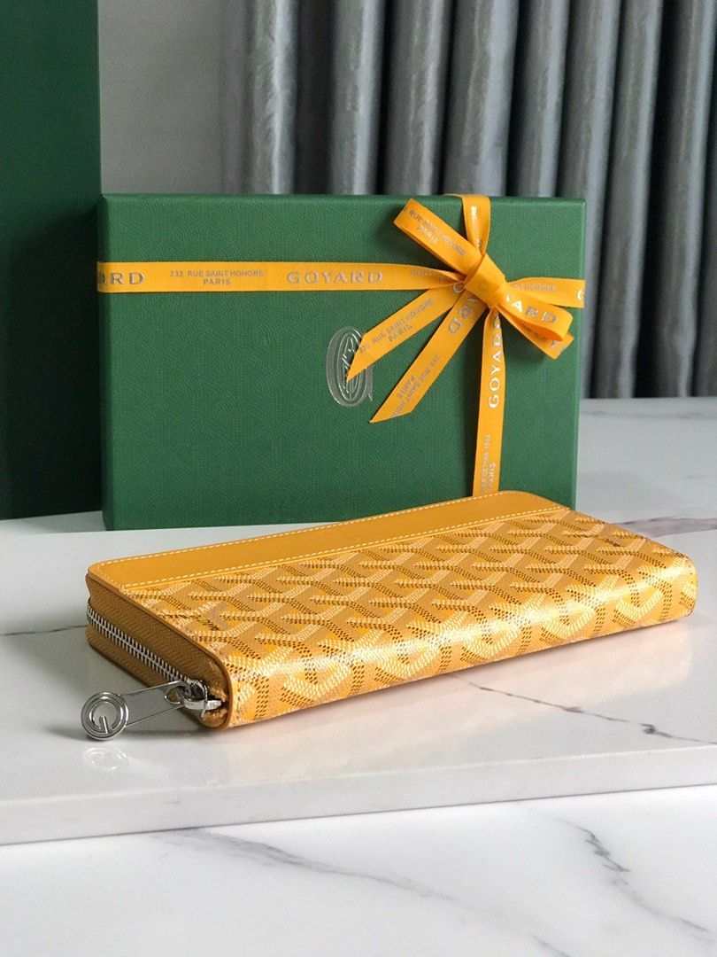 Yellow goyard outlet wallet