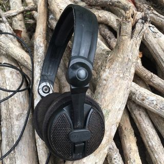 Headphone BEHRINGER HPX400 , HD 25 wanabe
