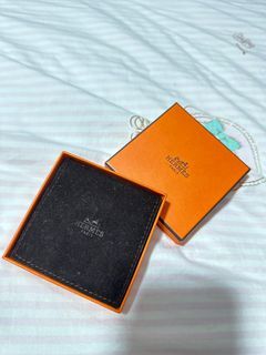 Hermès Clic HH So Black bracelet, Luxury, Accessories on Carousell