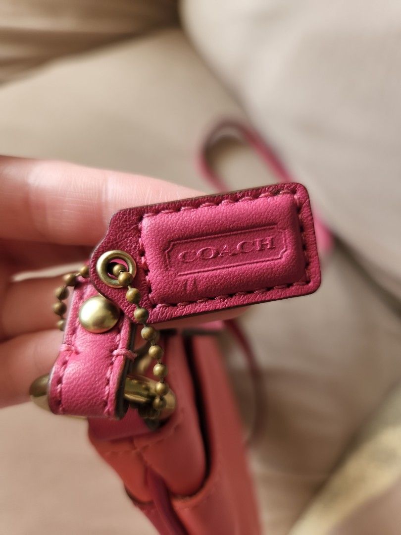 Coach pink hotsell sling bag