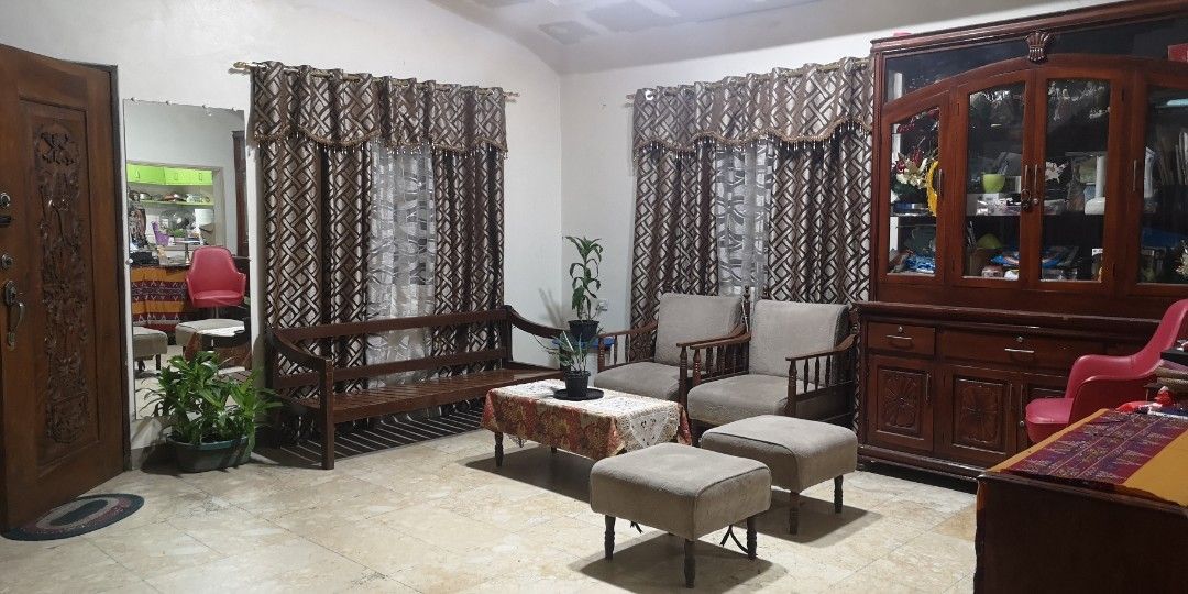 House and Lot for Rent in Sta Lucia along Ortigas ext Pasig City