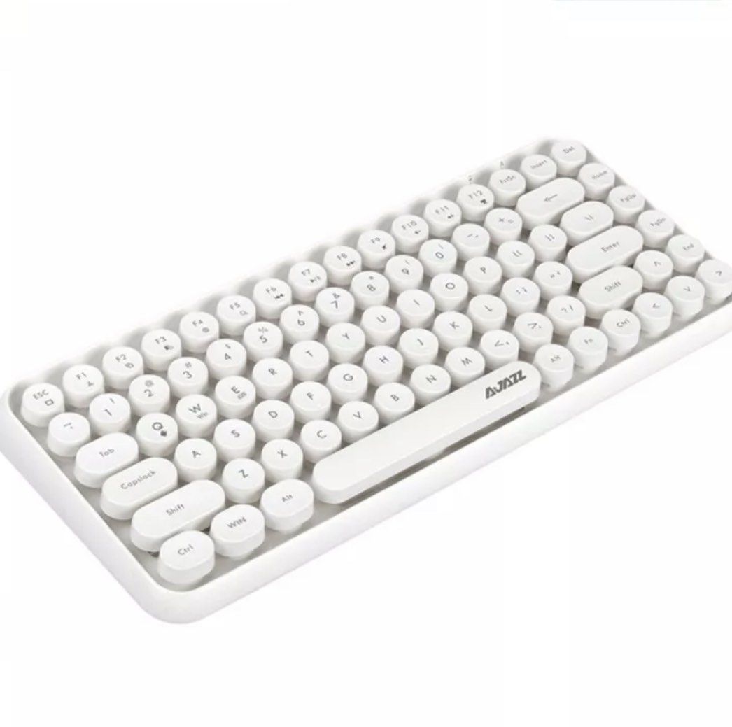 iPad/ computer Keyboard (Category: Computer Keyboard) located in Singapore. Submitted by crazydaze (Listing ID 1238097400, Image 1). Description: .