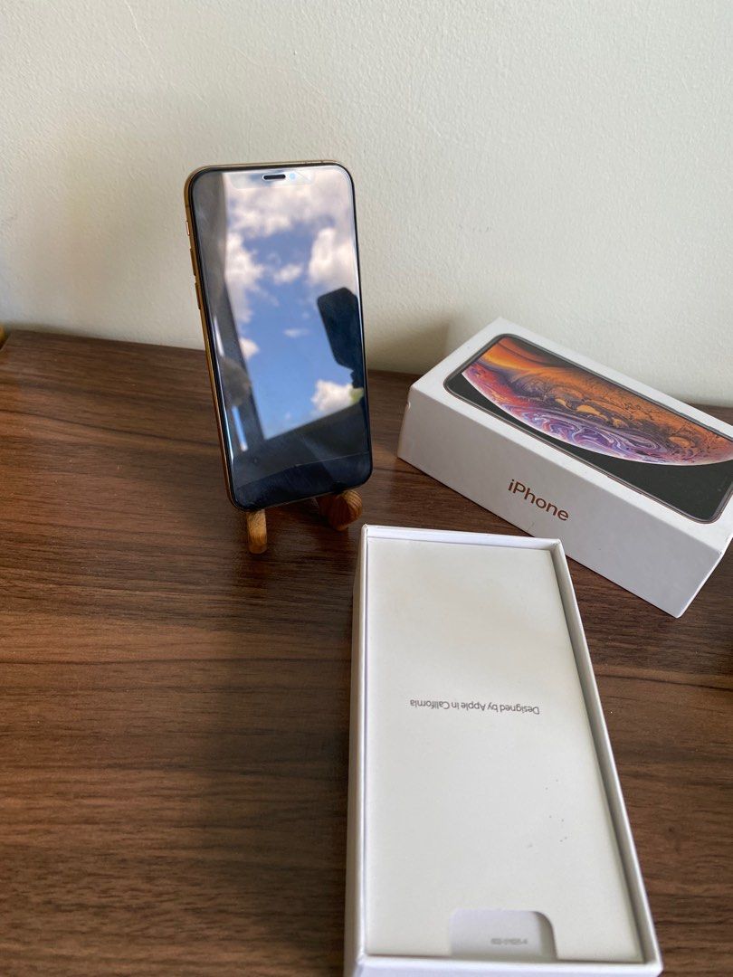 Iphone xs 256 factory unlocked (Category: iPhone X Series) located in Quezon City. Submitted by tyler8. (Listing ID 1238081006, Image 2). Description: Iphone xs 256gb Factory unlocked Open for swap (ios) Faceid &truetone working 83% battery health No icloud issue Slighlty negotiable Marikina- gateway cubao..