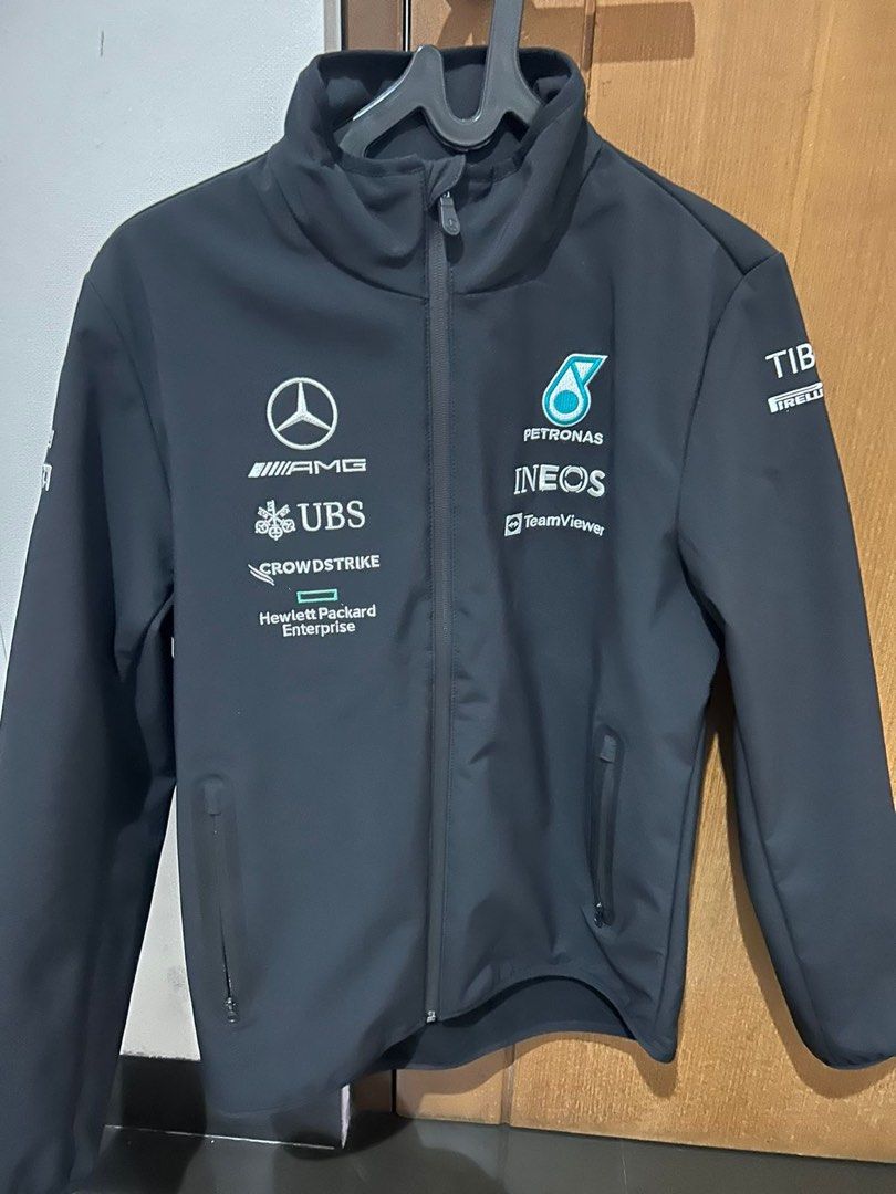 JAKET Mercedes-Benz F1 team 2020/ 100% Authentic on Carousell