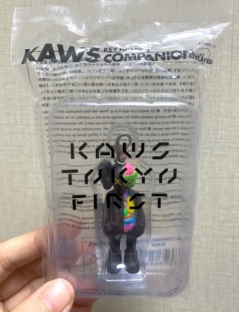 KAWS Tokyo First Flayed Companion Keychain, 興趣及遊戲, 玩具& 遊戲