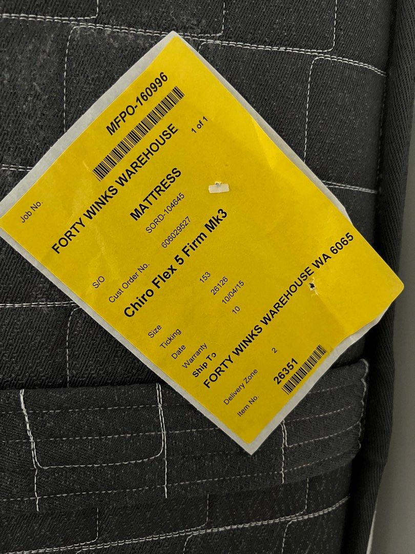 King koil queen size Chiro Flex 5, Furniture & Home Living, Furniture