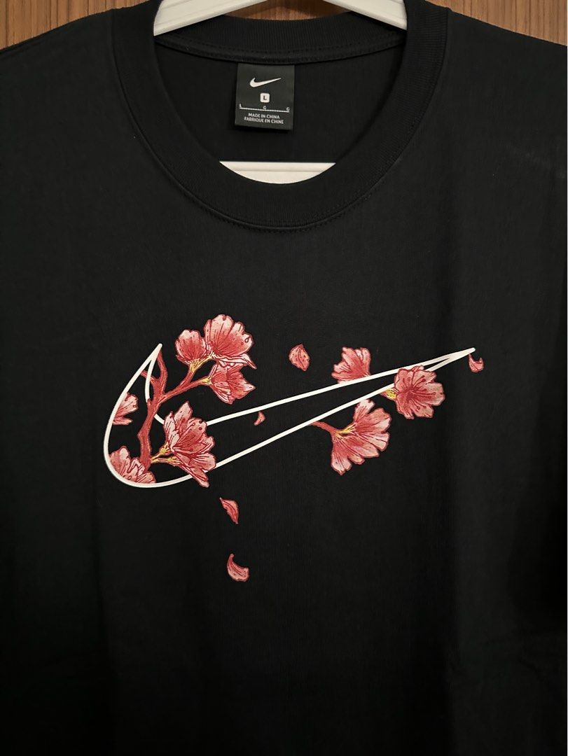 T-Shirt Nike SB Heavyweight Cherry Blossom Poc. white