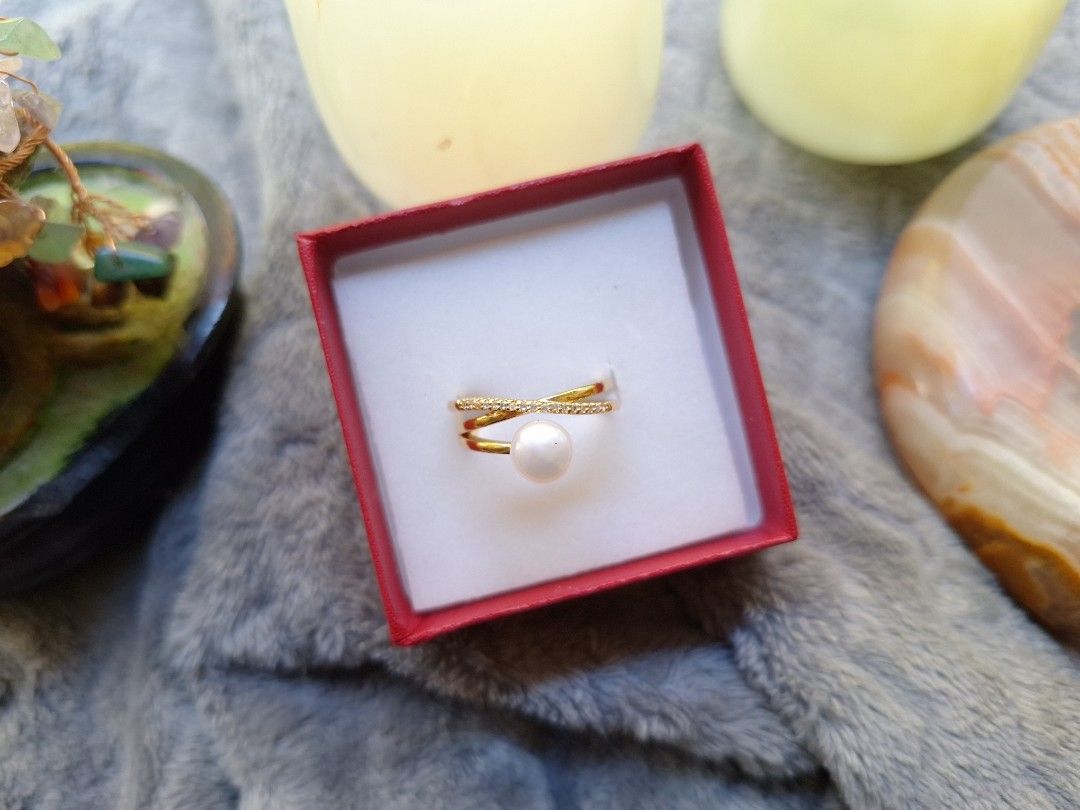 Legit pearl on Carousell