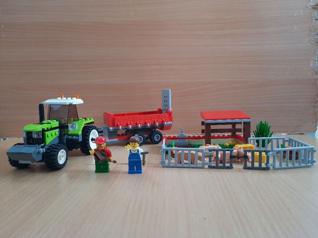 LEGO 7684 Pig farm and tractor