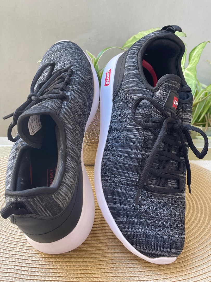Track cheap shoes levis
