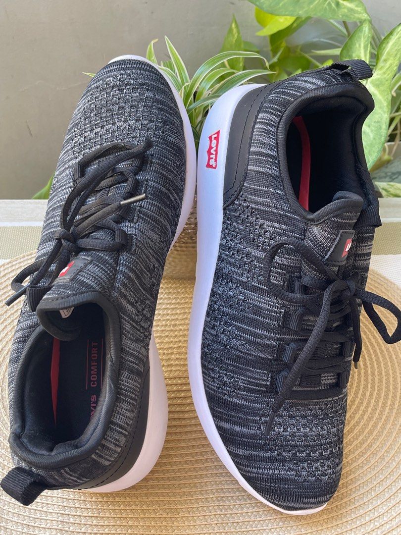 Levis running shoes hot sale