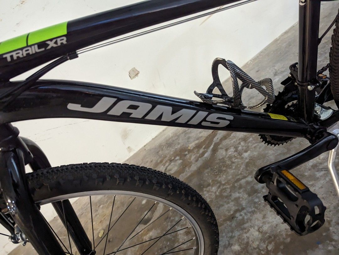 LIGHTLY USE JAMIS TRAIL XR 15