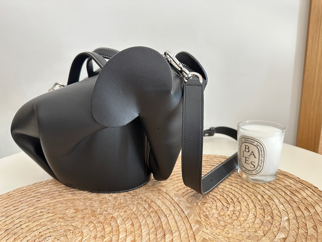 Loewe large elephant bag in classic calfskin Women s Fashion Bags Wallets Cross body Bags on Carousell