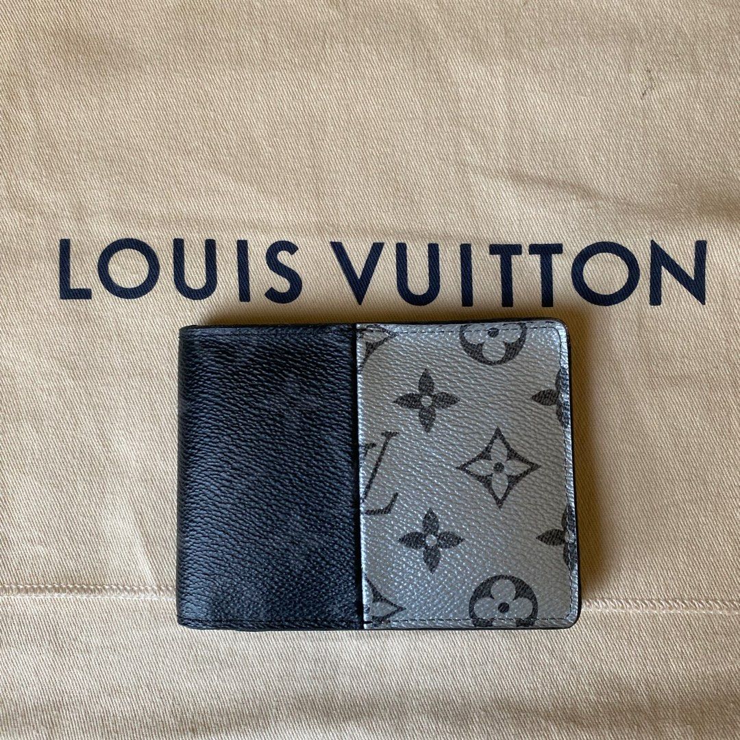 LV Louis Vuitton Mens Wallet in Reverse Monogram Eclipse, Luxury, Bags &  Wallets on Carousell