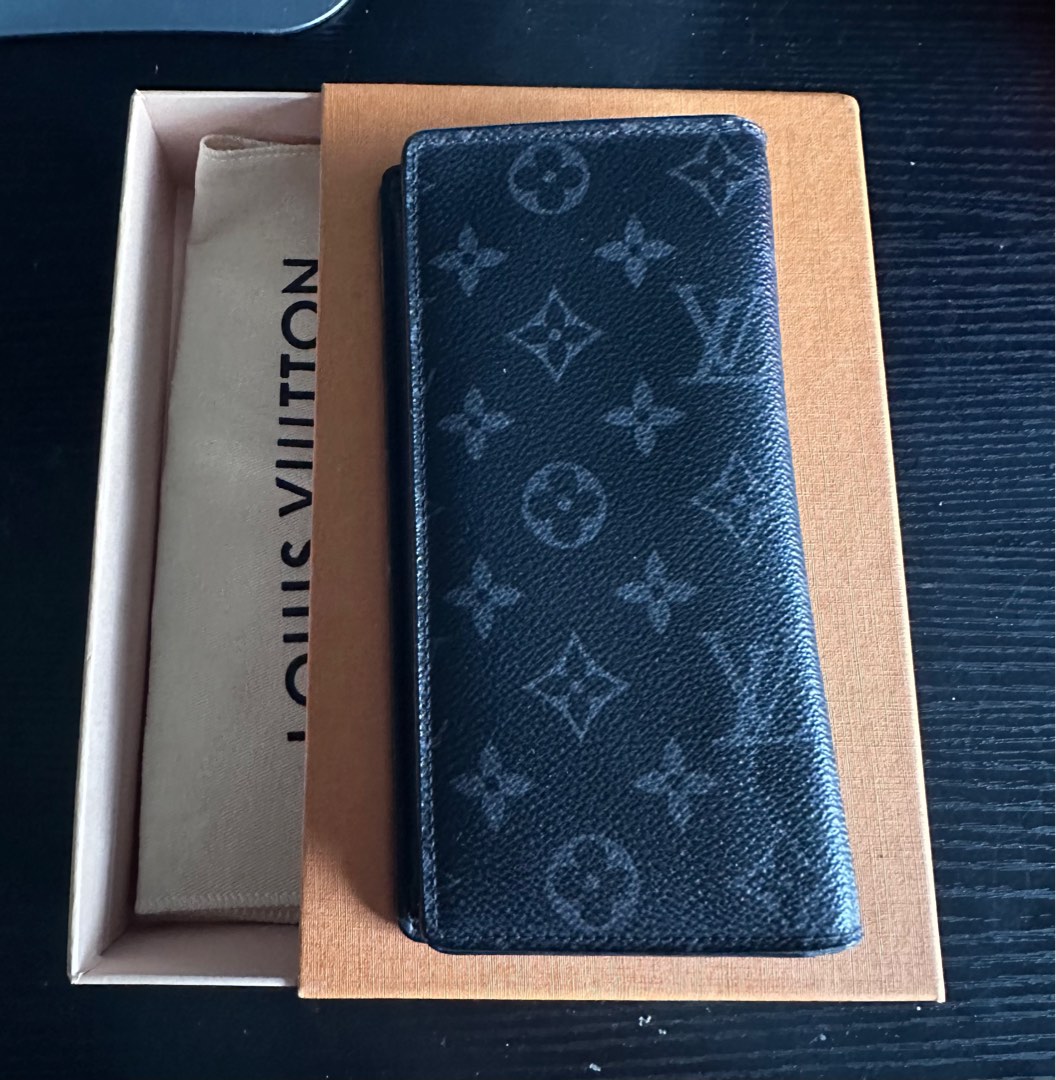 LV Brazza Wallet (Used), Men's Fashion, Watches & Accessories