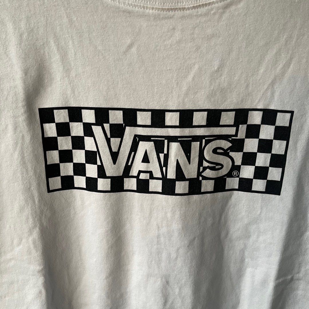 Black and white online checkered vans shirt