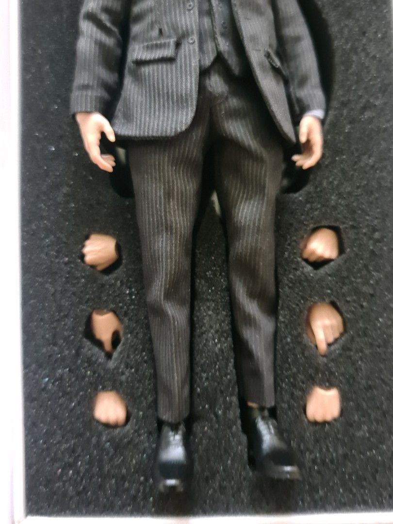 Manipple Studio 1/12 Black Stripe Suit Body with replace hand suitable for  mafex, shf, mezco and all 6 inch figure, Hobbies & Toys, Toys & Games on  Carousell
