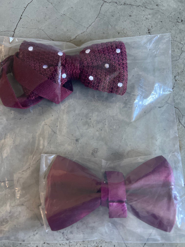Maroon bow ties, Men's Fashion, Watches & Accessories, Ties on Carousell