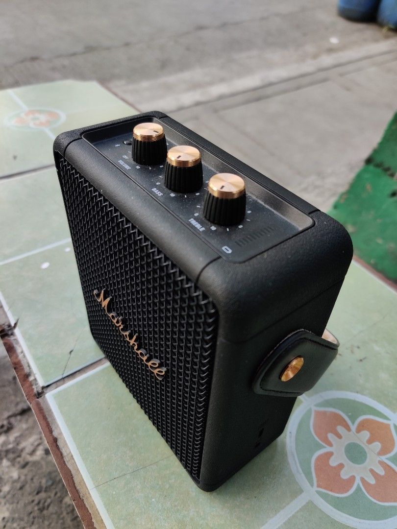 MARSHALL STOCKWELL 2 PORTABLE BLUETOOTH SPEAKER (BLACK AND BRASS