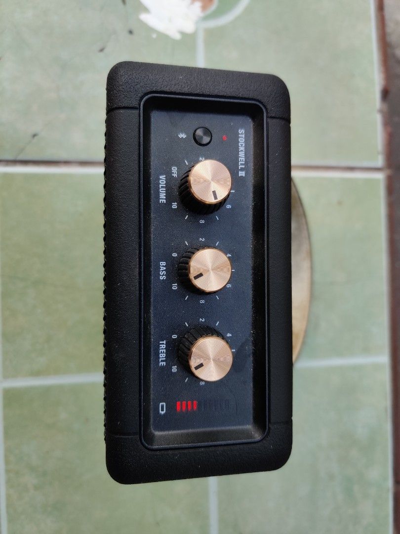 MARSHALL STOCKWELL 2 PORTABLE BLUETOOTH SPEAKER (BLACK AND BRASS